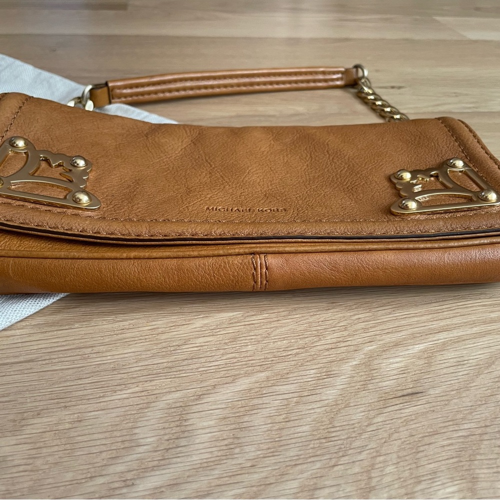Authentic MICHAEL Michael Kors clutch EUC
